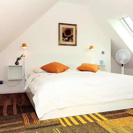 דירה Bark Middenmang ווסטרו